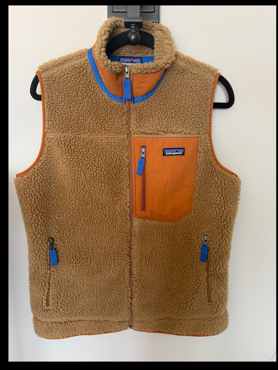 Patagonia Jackets & Blazers - Women’s Patagonia Teddy Fleece Vest
